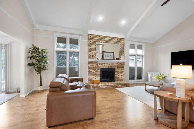 44113 Rivergate Street, Clinton Township, MI 48038