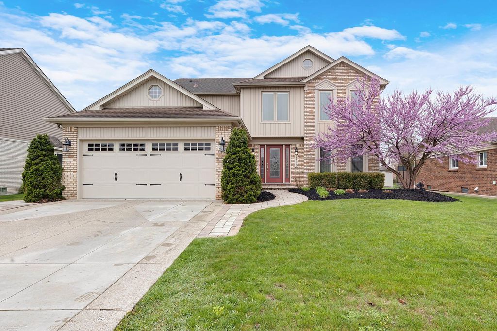 44113 Rivergate Street, Clinton Township, MI 48038