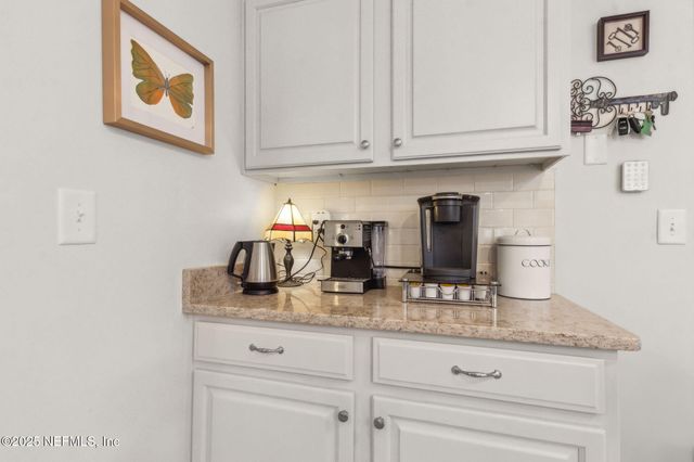 1937 LAKESIDE Drive N, Fernandina Beach, FL 32034