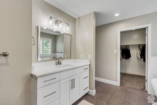 6063 S KAMAS DR, Taylorsville, UT 84129