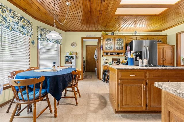 12304 E 63rd Terrace, Kansas City, MO 64133