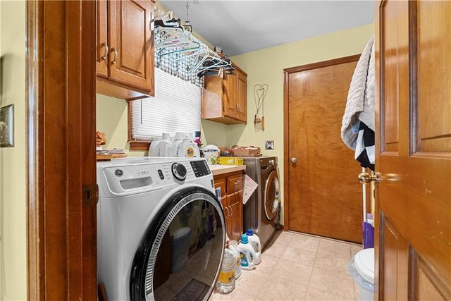 12304 E 63rd Terrace, Kansas City, MO 64133