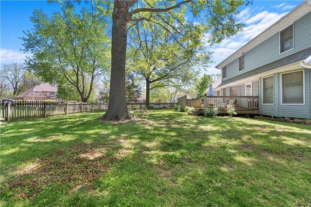 12304 E 63rd Terrace, Kansas City, MO 64133