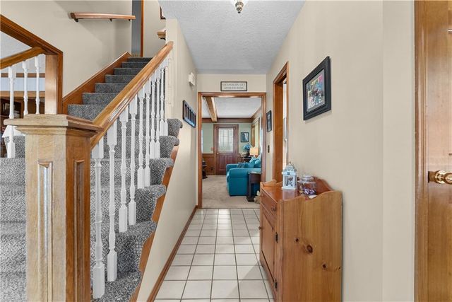 12304 E 63rd Terrace, Kansas City, MO 64133