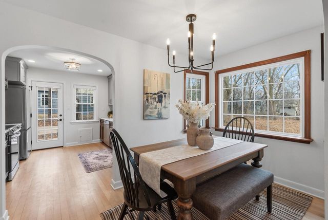 540 Crystal LANE, Elm Grove, WI 53122