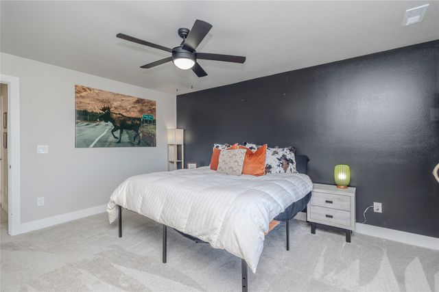 6914 SE 7th Avenue, Pleasant Hill, IA 50327