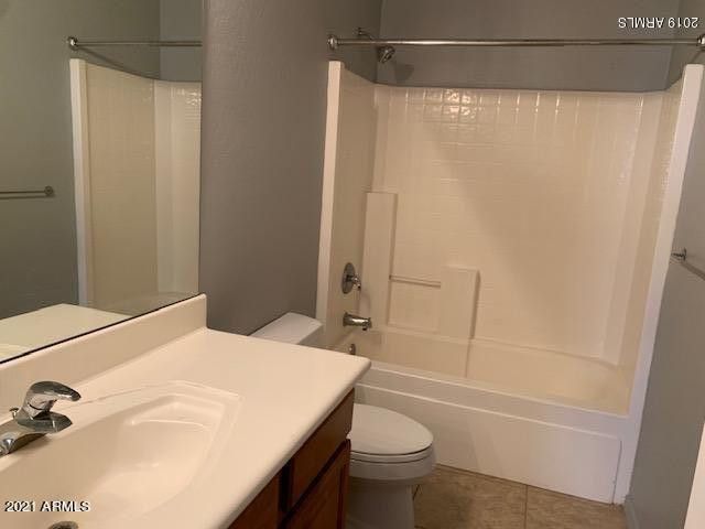 124 W Teakwood Place, Chandler, AZ 85248