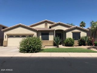 124 W Teakwood Place, Chandler, AZ 85248