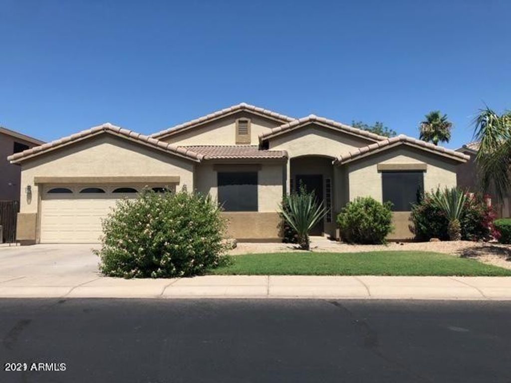 124 W Teakwood Place, Chandler, AZ 85248