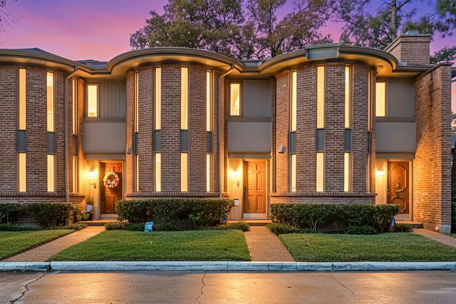 6453 Bayou Glen Road, Houston, TX 77057