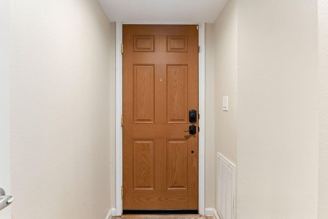 6453 Bayou Glen Road, Houston, TX 77057