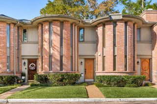 6453 Bayou Glen Road, Houston, TX 77057