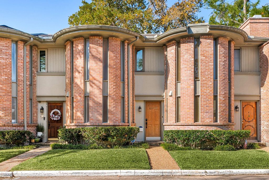 6453 Bayou Glen Road, Houston, TX 77057