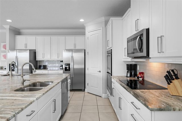 7664 FAIRFAX DRIVE, Kissimmee, FL 34747