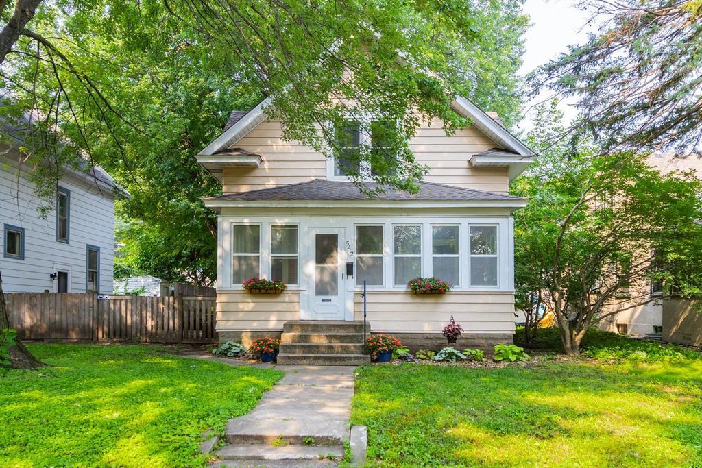 5212 38th Avenue S, Minneapolis, MN 55417