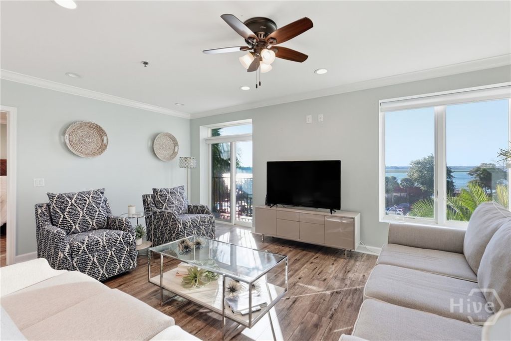 Image 13 of property listing at 700 Wilmington Island Road 404, Savannah, GA 31410