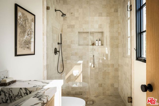 12040 Maxwellton Road, Studio City, CA 91604