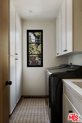 12040 Maxwellton Road, Studio City, CA 91604