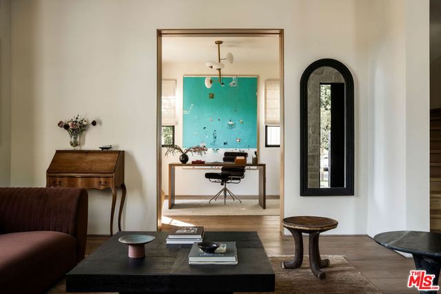 12040 Maxwellton Road, Studio City, CA 91604