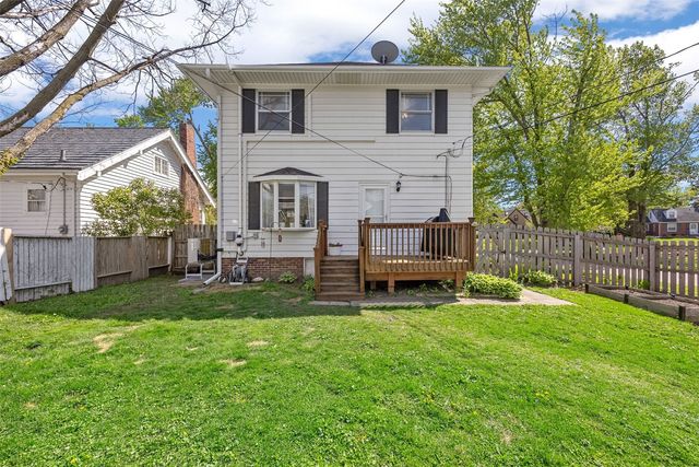 2300 4th Avenue SE, Cedar Rapids, IA 52403