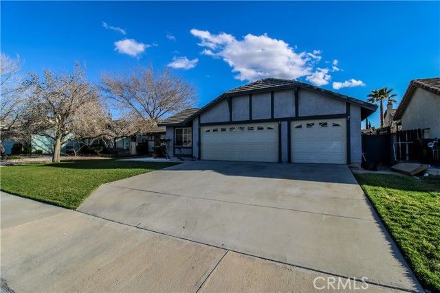 14621 Owens River, Victorville, CA 92392