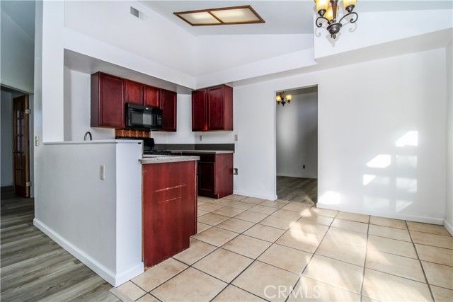 14621 Owens River, Victorville, CA 92392