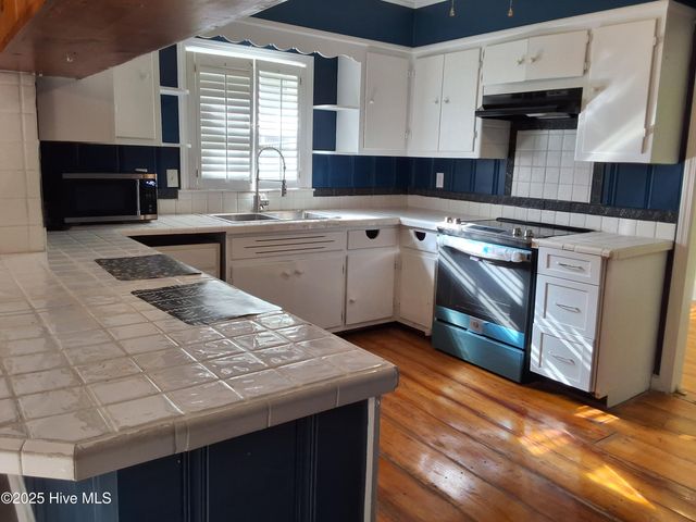 33 Gapway Road, Fair Bluff, NC 28439