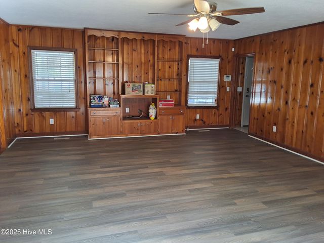 33 Gapway Road, Fair Bluff, NC 28439