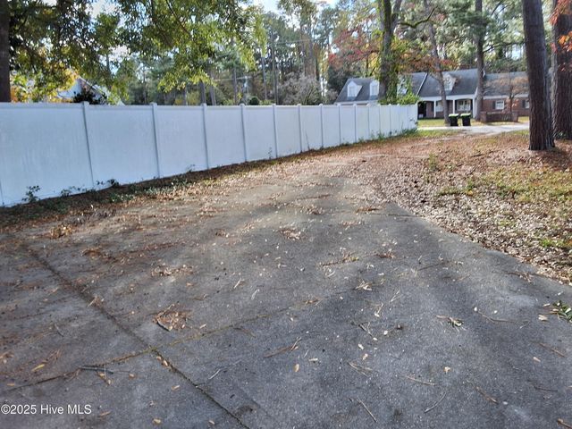 33 Gapway Road, Fair Bluff, NC 28439