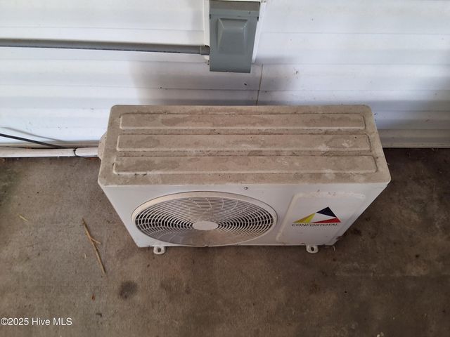 33 Gapway Road, Fair Bluff, NC 28439