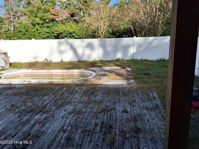 33 Gapway Road, Fair Bluff, NC 28439