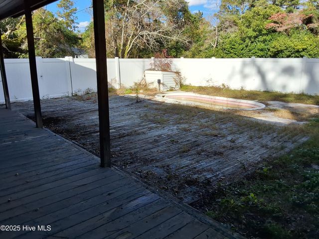 33 Gapway Road, Fair Bluff, NC 28439