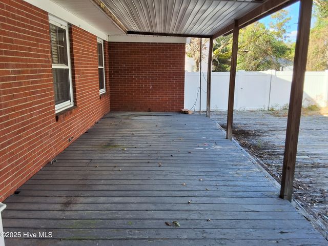 33 Gapway Road, Fair Bluff, NC 28439