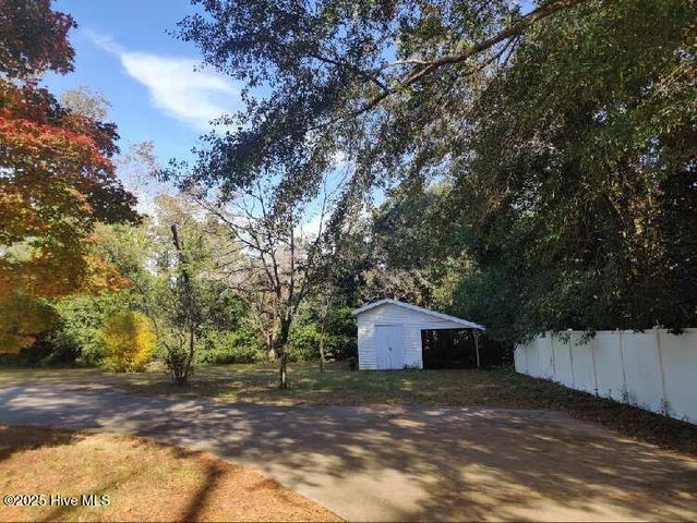 33 Gapway Road, Fair Bluff, NC 28439