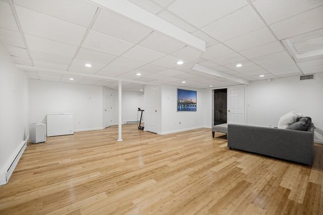 557 Acorn Park Dr 557, Acton, MA 01720