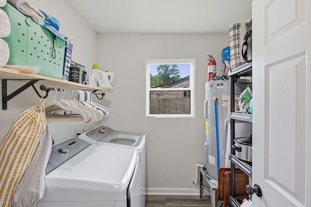 106 Martin St, Charlotte, TN 37036
