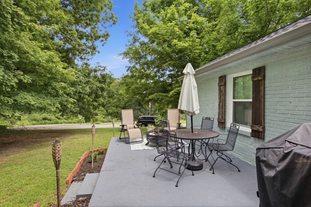 106 Martin St, Charlotte, TN 37036