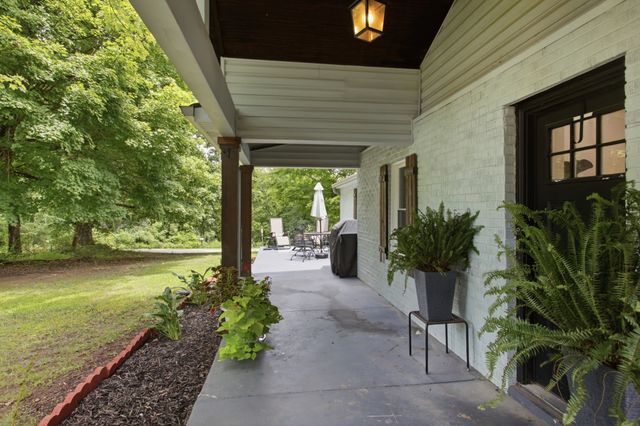106 Martin St, Charlotte, TN 37036