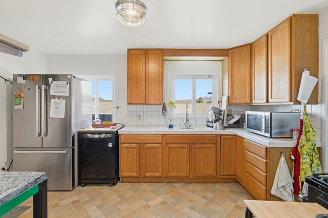 1342 S 57th St, Richmond, CA 94804