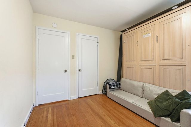 1342 S 57th St, Richmond, CA 94804