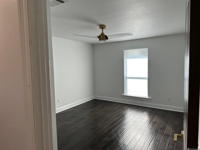 444 S Locksley Dr, Baton Rouge, LA 70815