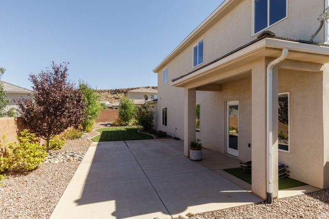 3355 E TANOAK DR, St. George, UT 84790