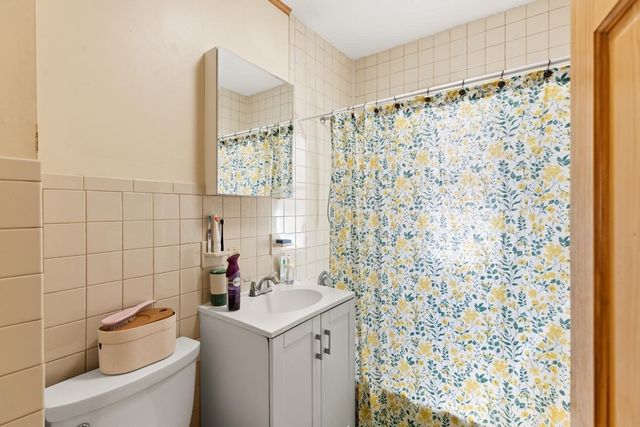 110 W Adams St, Somerville, MA 02144
