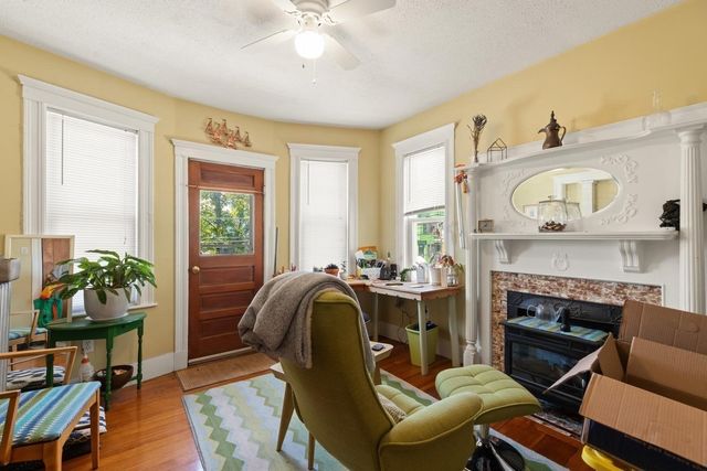 110 W Adams St, Somerville, MA 02144