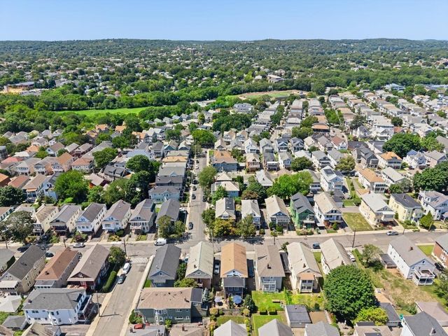 110 W Adams St, Somerville, MA 02144