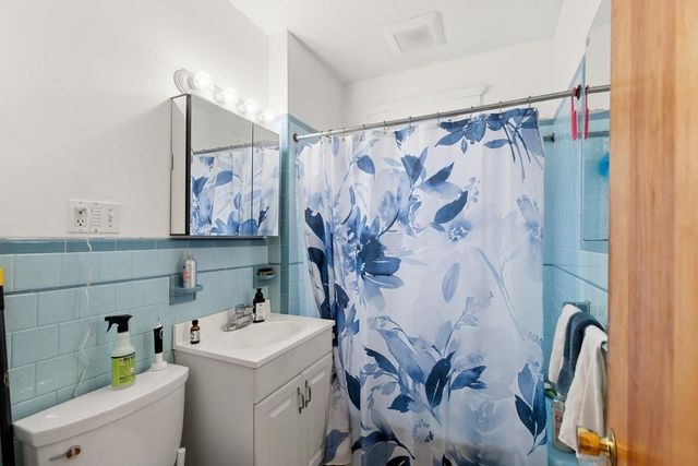 110 W Adams St, Somerville, MA 02144