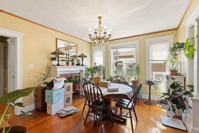 110 W Adams St, Somerville, MA 02144