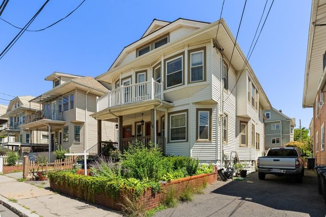 110 W Adams St, Somerville, MA 02144