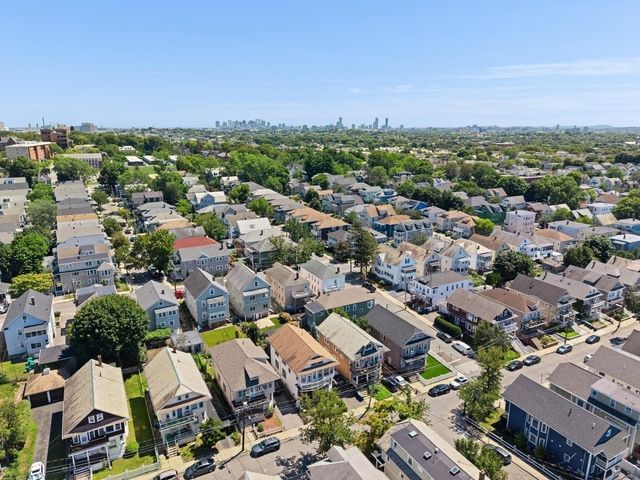 110 W Adams St, Somerville, MA 02144