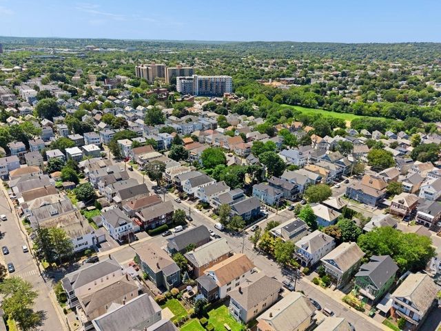 110 W Adams St, Somerville, MA 02144